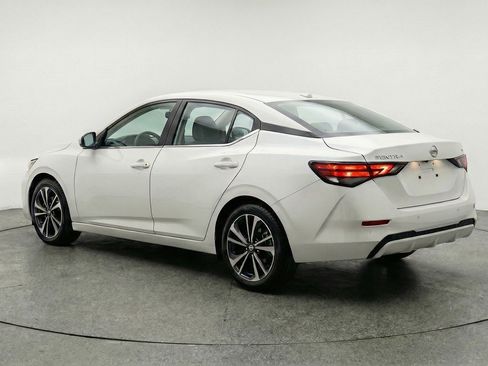 Used 2025 Nissan Sentra SV image 5