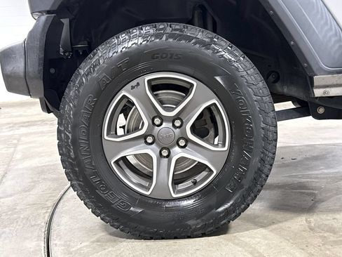 Used 2020 Jeep Gladiator Sport w/ Quick Order Package 24S AWD/4WD image 26