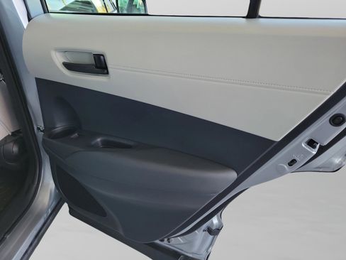 Certified 2025 Toyota Corolla Cross L image 35