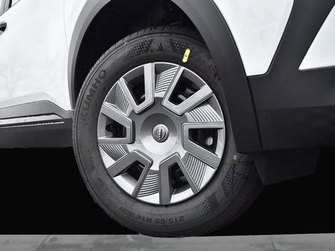 New 2026 Nissan Kicks S image 3