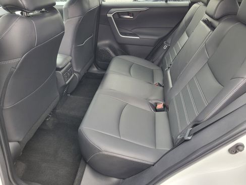 Certified 2022 Toyota RAV4 XLE Premium image 12