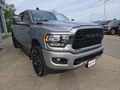 Used 2024 RAM 2500 Big Horn w/ Night Edition AWD/4WD image 14