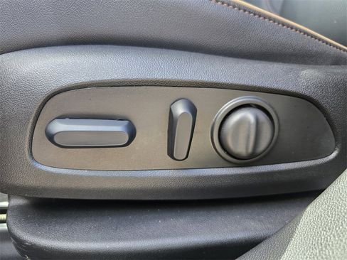 Certified 2024 Chevrolet Blazer Premier w/ Driver Confidence II Package image 24