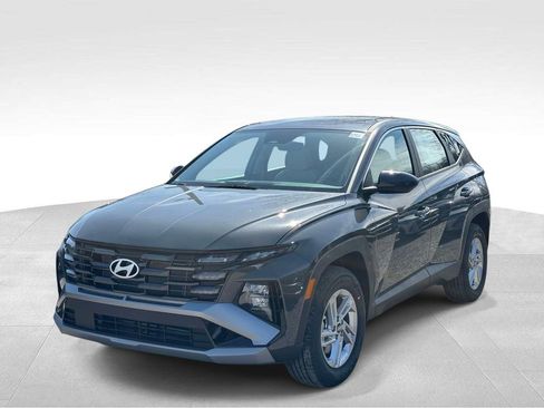 New 2026 Hyundai Tucson SE AWD/4WD image 2
