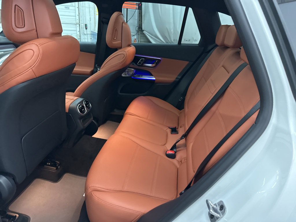 Used 2026 Mercedes-Benz GLC 300 image 22
