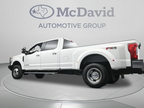 Used 2019 Ford F350 XLT w/ XLT Premium Package AWD/4WD image 28