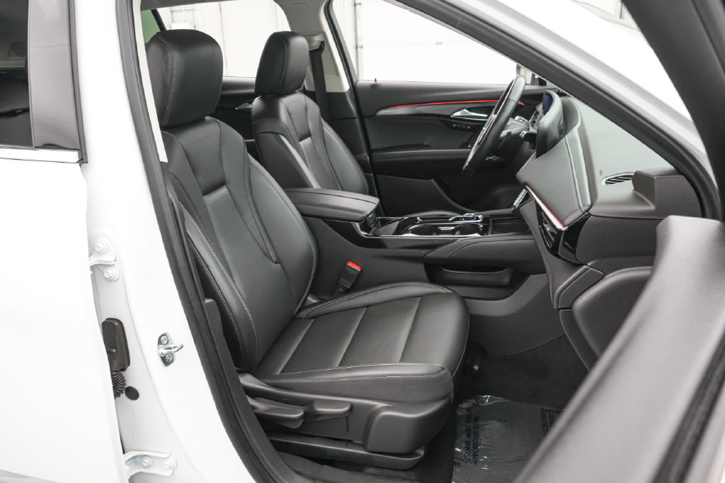 Used 2025 Buick Envision Preferred AWD/4WD image 23