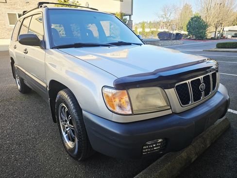 Used 2002 Subaru Forester L AWD/4WD image 7