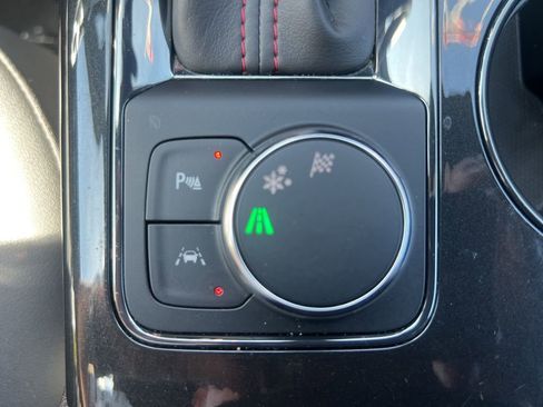 Used 2025 Chevrolet Blazer RS image 52