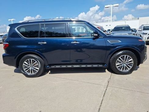 Used 2023 Nissan Armada SL RWD image 7