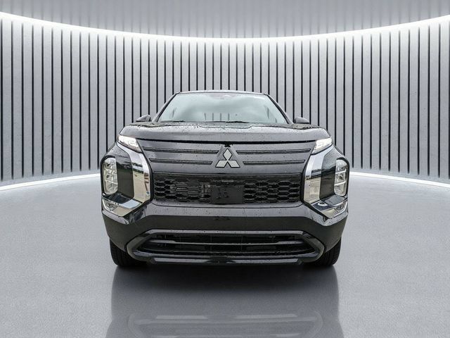 New 2026 Mitsubishi Outlander LE FWD image 9