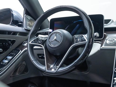 Used 2024 Mercedes-Benz Maybach S 680 4MATIC image 33