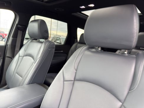 Certified 2023 Buick Enclave Essence w/ Experience Buick Package image 27