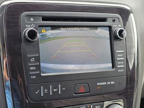 Used 2015 Buick Enclave Leather FWD image 15