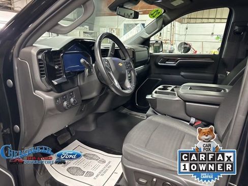 Used 2022 Chevrolet Silverado 1500 LT image 6