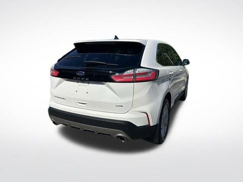 Used 2022 Ford Edge Titanium w/ Equipment Group 301A AWD/4WD image 6