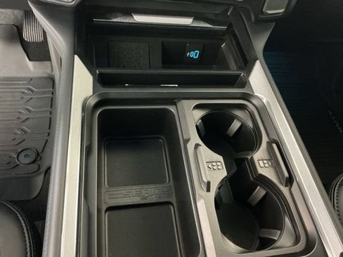 Used 2025 Ford F350 Platinum w/ Tremor Off-Road Package AWD/4WD image 23