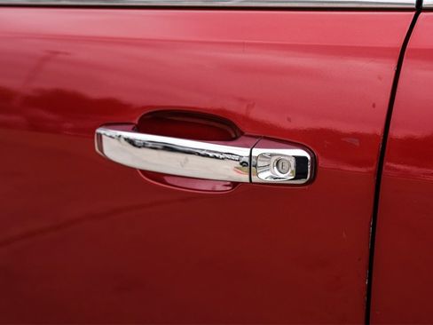 Used 2016 GMC Canyon SLT image 40