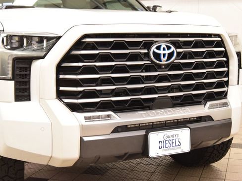 Used 2022 Toyota Tundra Capstone AWD/4WD image 12