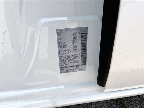 Used 2024 Nissan Frontier SV w/ SV Convenience Package RWD image 34