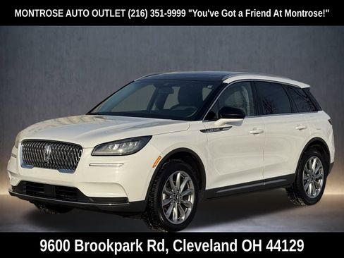 Used 2022 Lincoln Corsair AWD w/ Premium Package image 8
