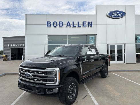 Used 2023 Ford F250 Platinum w/ Tremor Off-Road Package AWD/4WD image 1