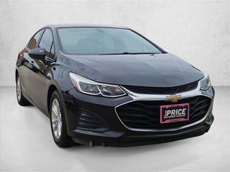 Used 2019 Chevrolet Cruze LS w/ LS Convenience Package FWD video 3