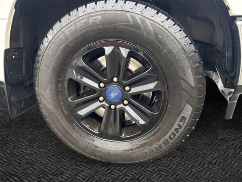 Used 2019 Ford F150 XLT image 11