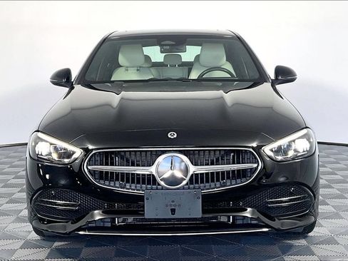 Used 2025 Mercedes-Benz C 300 Sedan image 3