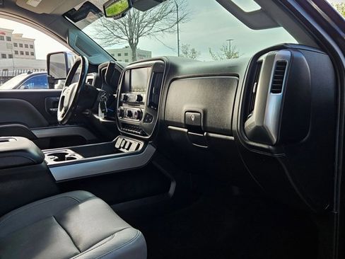Used 2018 Chevrolet Silverado 2500 LTZ w/ Duramax Plus Package image 18