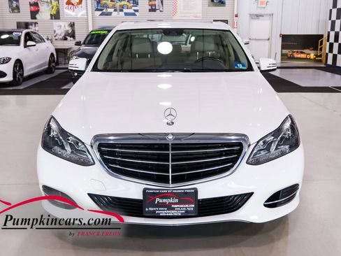 Used 2016 Mercedes-Benz E 350 4MATIC Sedan w/ Premium Package image 5