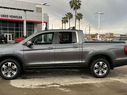 Used 2017 Honda Ridgeline RTL-T image 3