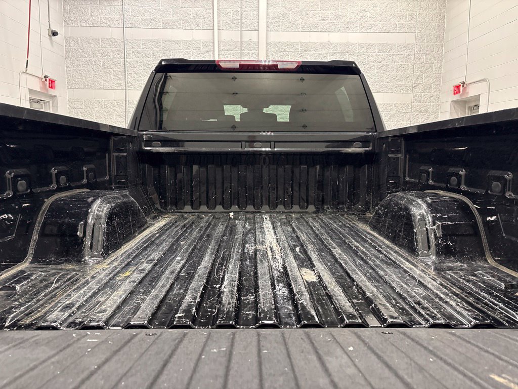 Used 2024 Chevrolet Silverado 1500 Custom Trail Boss w/ LPO, Dark Essentials Package AWD/4WD image 6