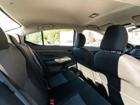 Used 2025 Nissan Versa SV w/ Trunk Package FWD image 14