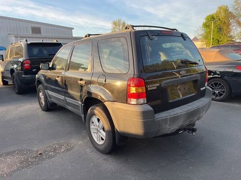 Used 2007 Ford Escape XLS image 3