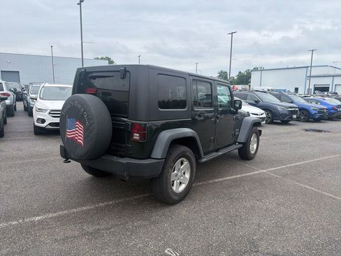 Used 2010 Jeep Wrangler Unlimited Sport AWD/4WD image 6