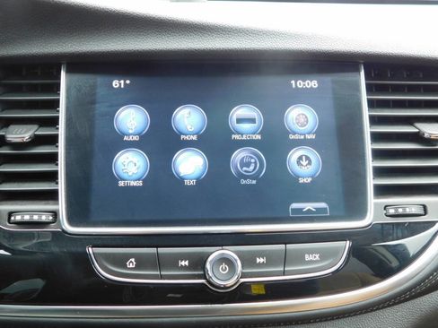 Used 2017 Buick Encore Essence FWD image 11