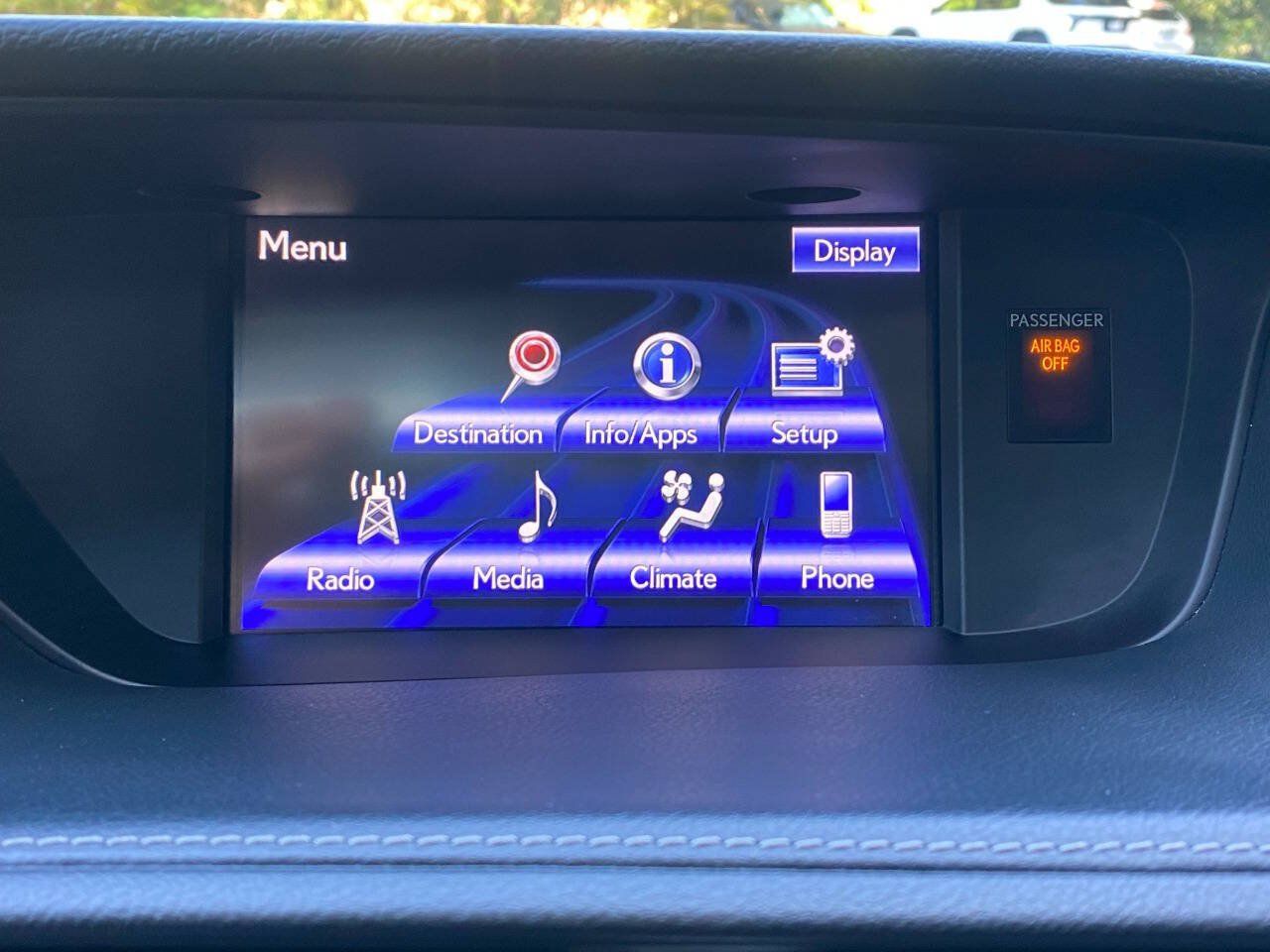 Used 2014 Lexus ES 300h w/ Luxury Package w/Bamboo Trim FWD image 33