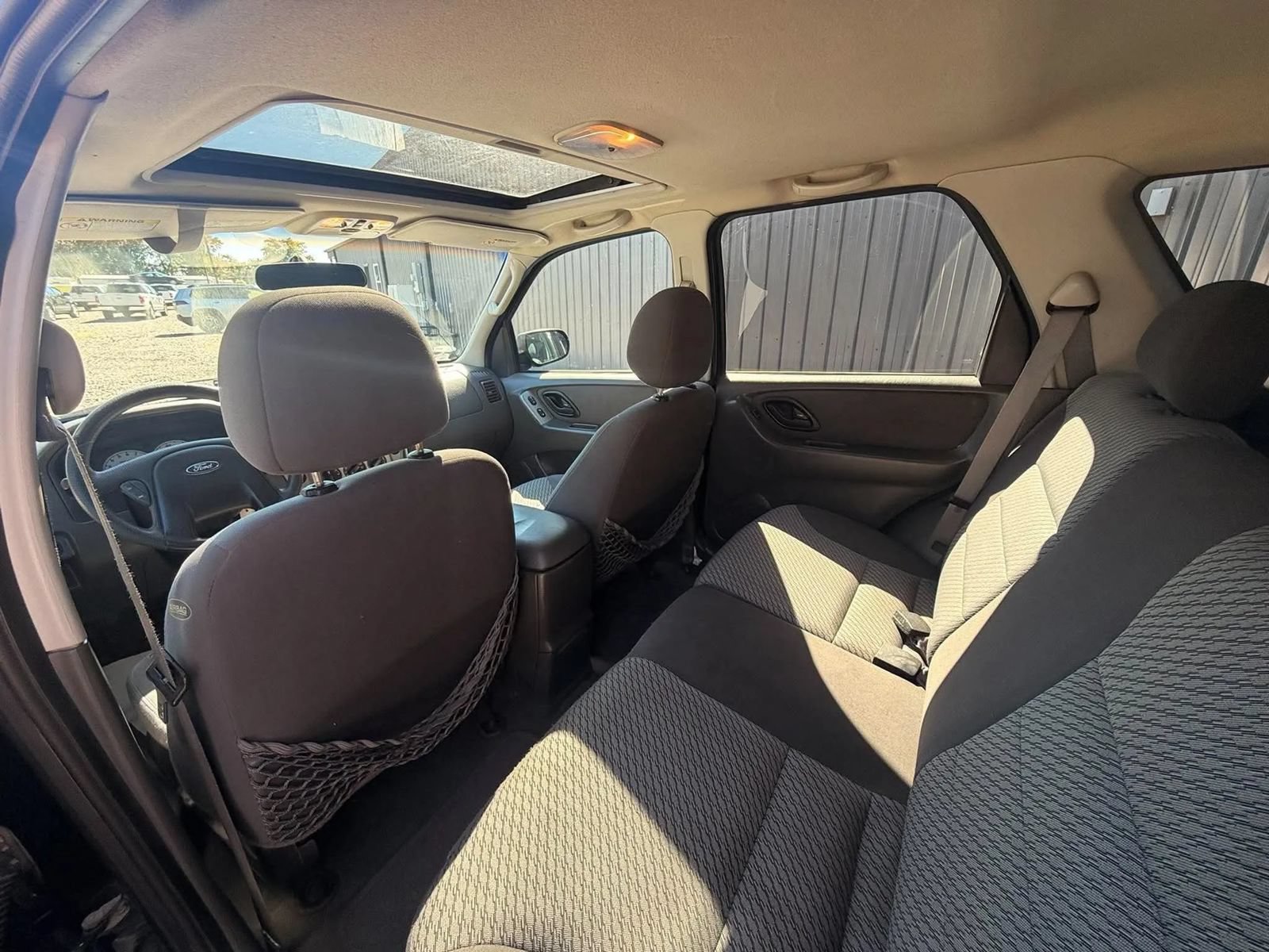 Used 2004 Ford Escape XLT AWD/4WD image 14