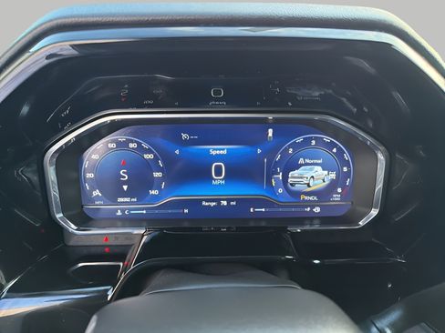 Used 2024 Chevrolet Silverado 1500 LT image 15