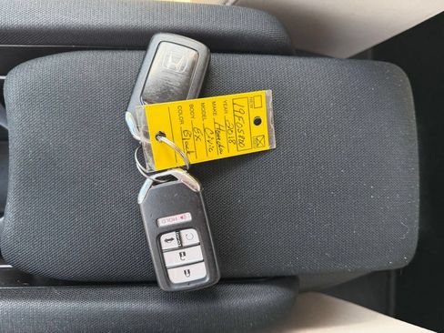 Used 2018 Honda Civic EX image 2