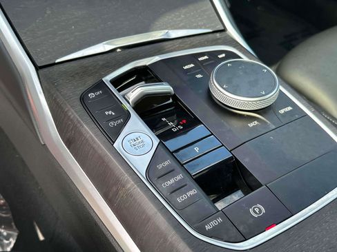 Used 2023 BMW 330i xDrive Sedan w/ Premium Package image 30