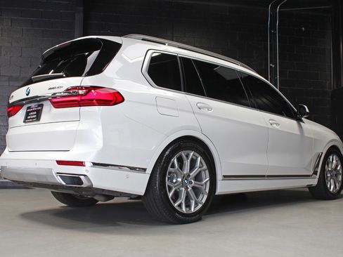 Used 2022 BMW X7 xDrive40i w/ Executive Package AWD/4WD image 97