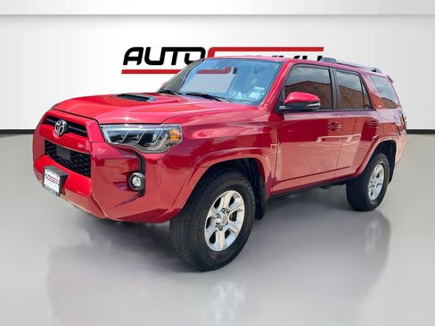 Used 2023 Toyota 4Runner SR5 Premium AWD/4WD image 3