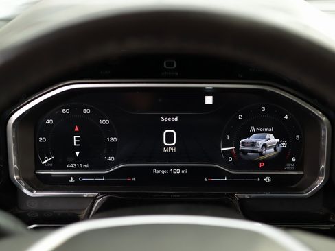 Used 2023 GMC Sierra 1500 SLT w/ SLT Convenience Package image 12