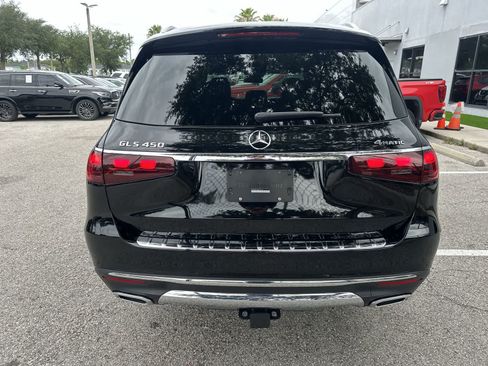 Used 2025 Mercedes-Benz GLS 450 4MATIC image 7