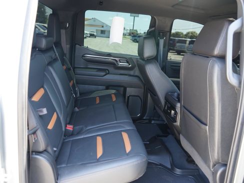 Used 2023 GMC Sierra 1500 AT4 AWD/4WD image 24