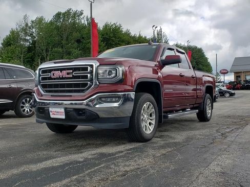 Used 2017 GMC Sierra 1500 SLE w/ SLE Value Package AWD/4WD image 3