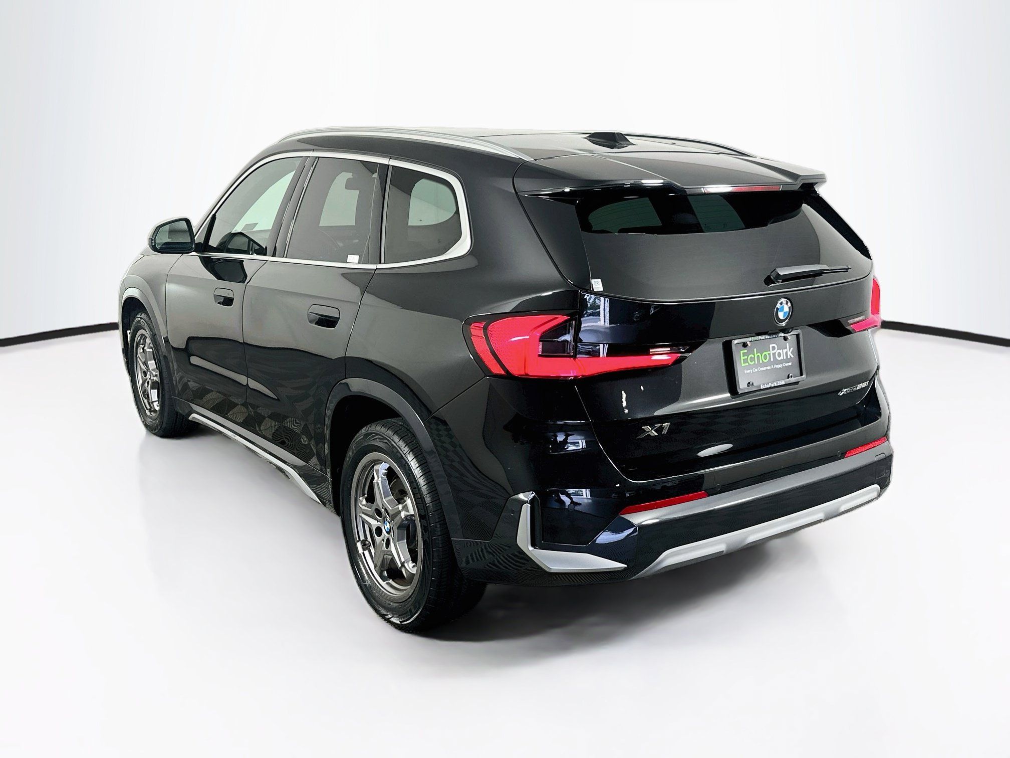 Used 2026 BMW X1 xDrive28i AWD/4WD image 5