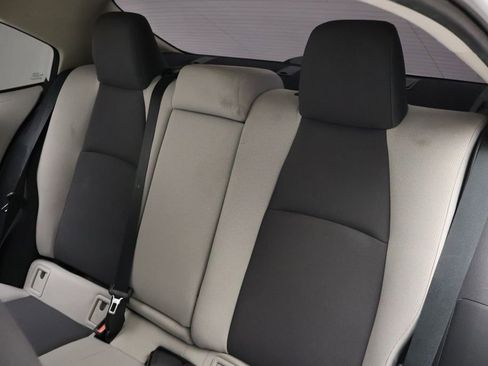 Used 2025 Toyota Corolla LE w/ Convenience Package image 19